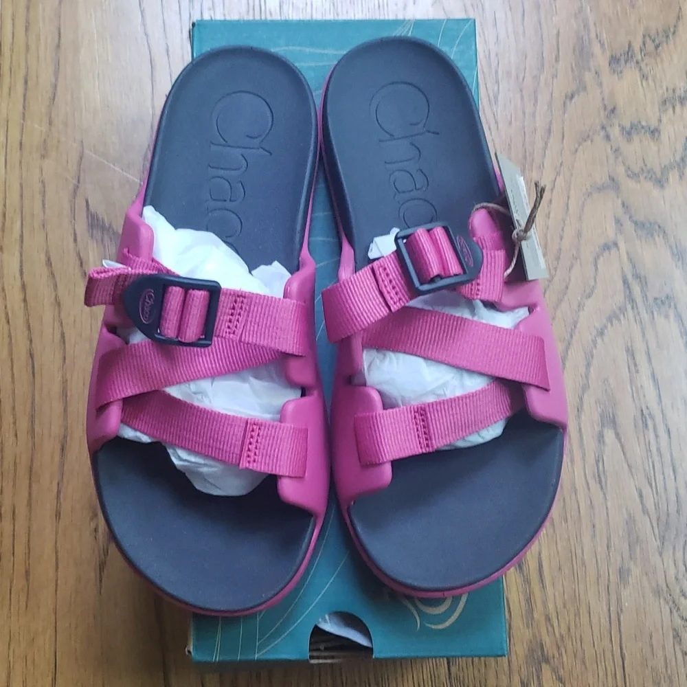 NIB Chaco Chillos Slide Sandal In Magenta Kids Size 5